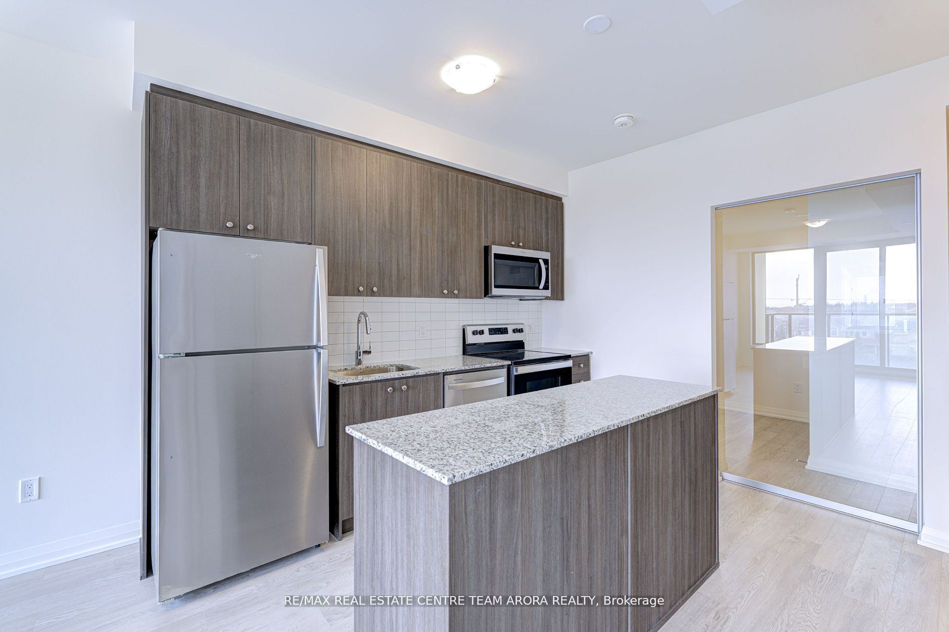 1415 Dundas Street E, #415