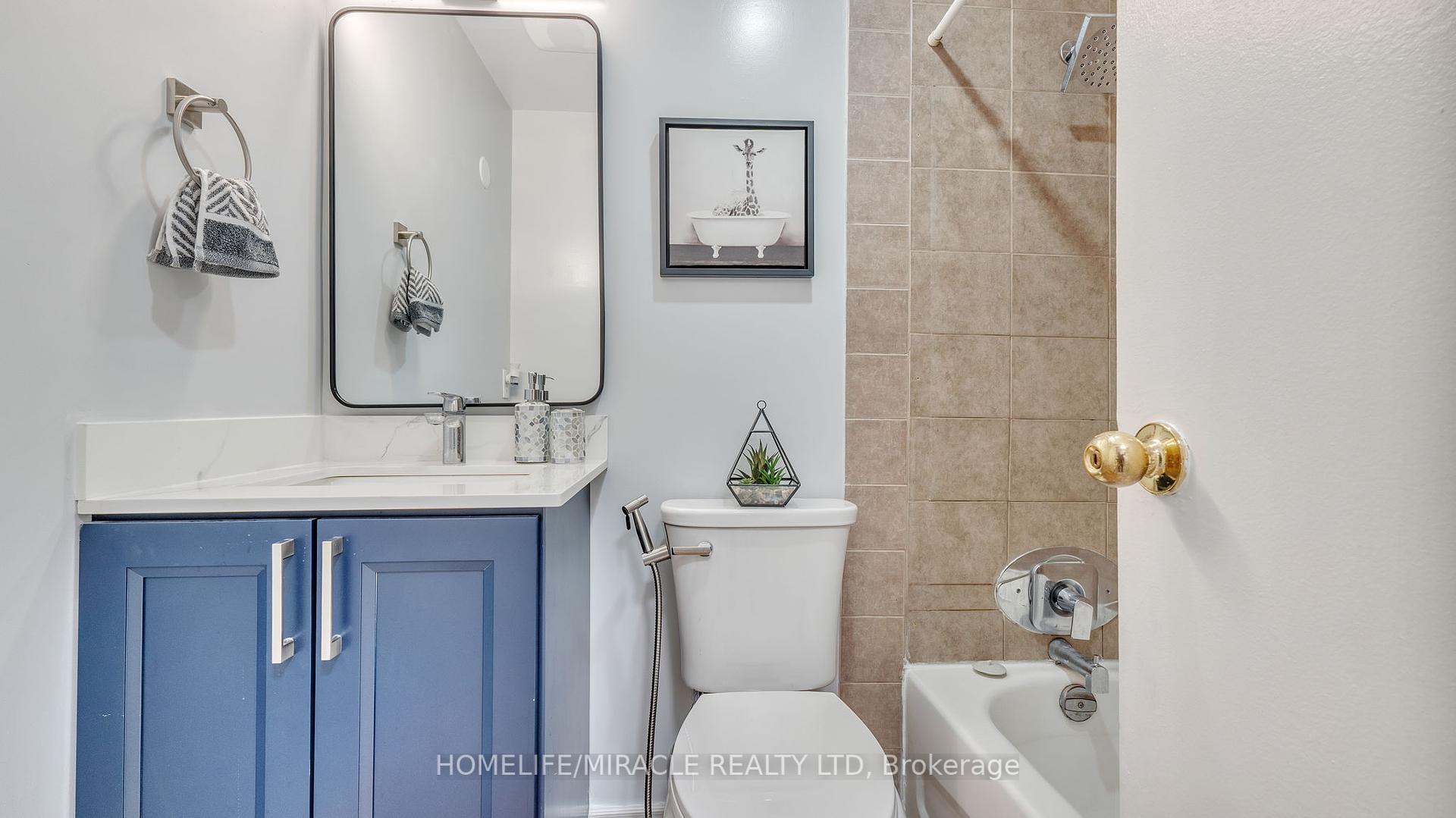 3 Bedrooms Condo at 91 Muir, Toronto For sale