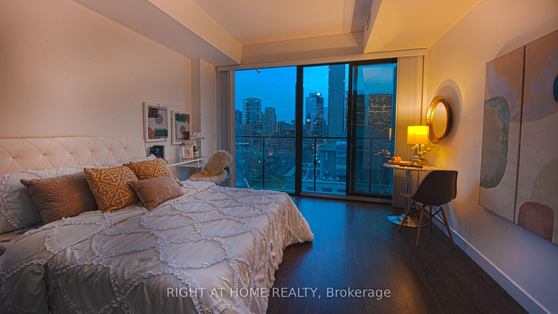 Condo at 215 Queen, Toronto For sale