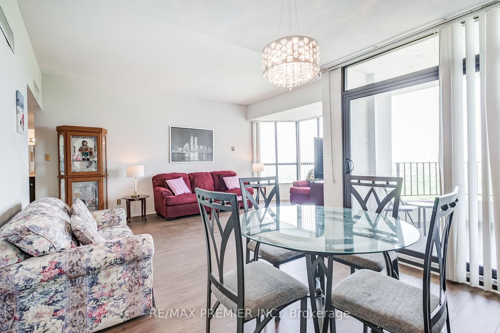 1 Bedroom Condo at 1333 Bloor, Mississauga For sale