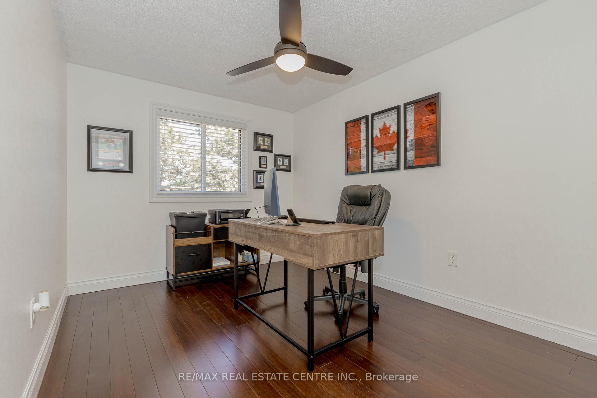 3 Bedrooms Condo at 1526 Lancaster,  Oakville For sale