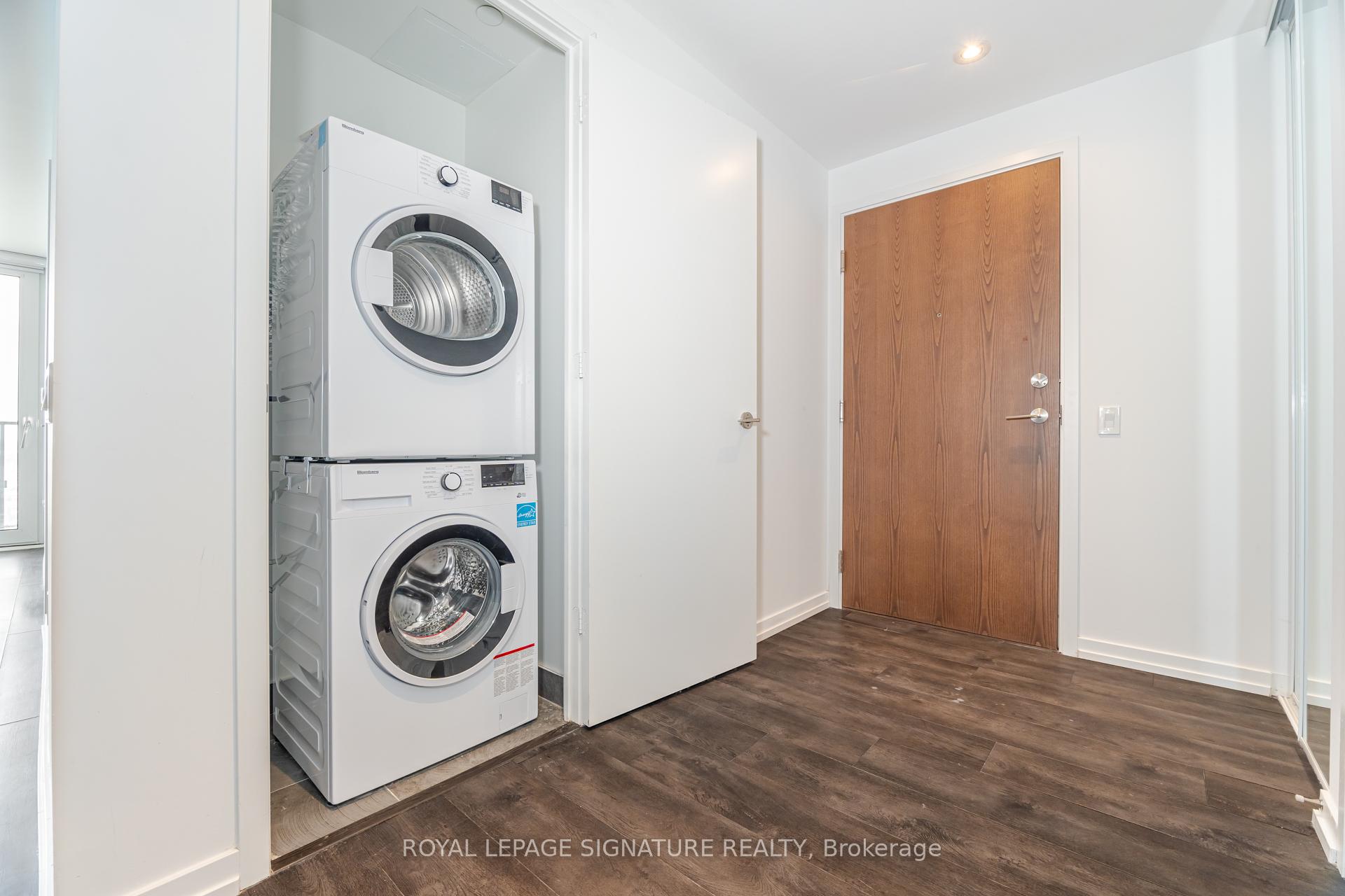 2 Bedrooms Condo at 7890 Jane, Vaughan For sale