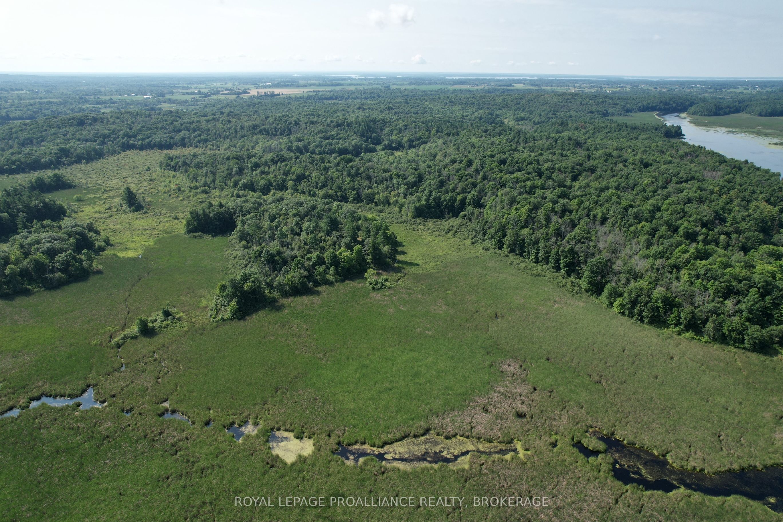 220 Bradley Lane, Leeds & the Thousand Islands, ON K0E 1L0