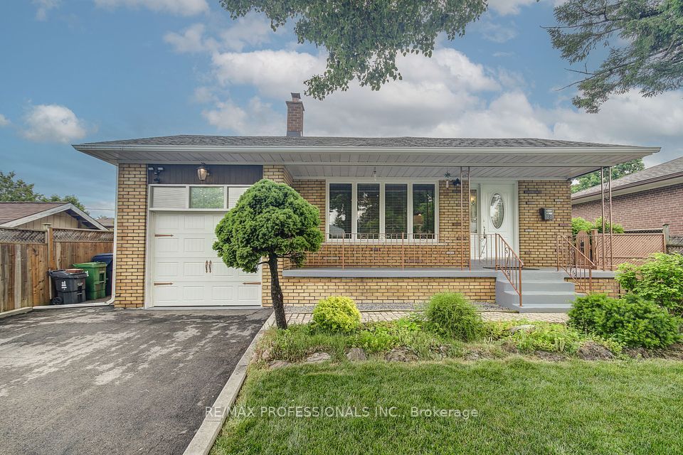 28 Summerfield