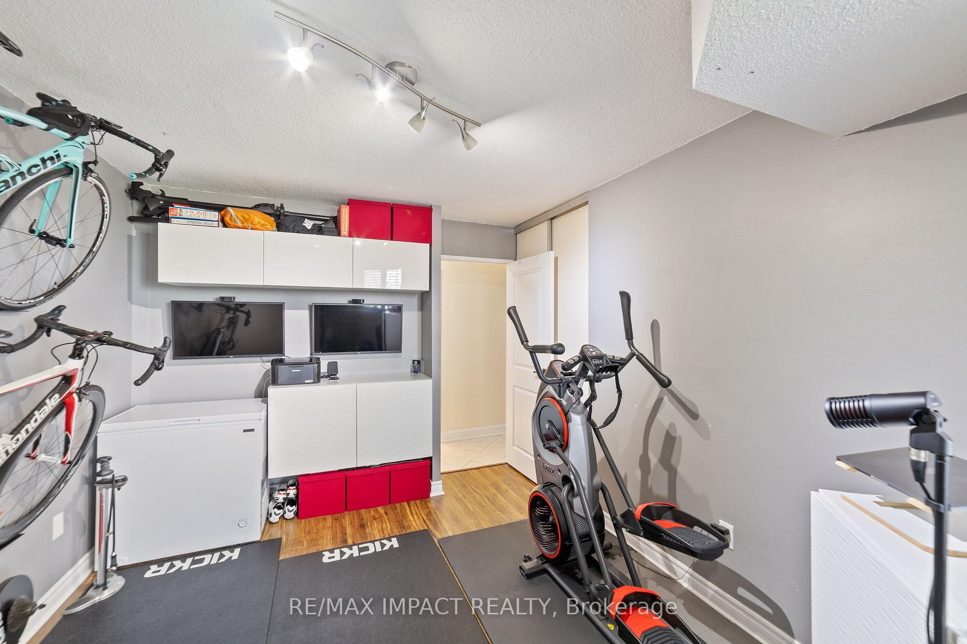2 Bedrooms Condo at 234 Albion, Toronto For sale