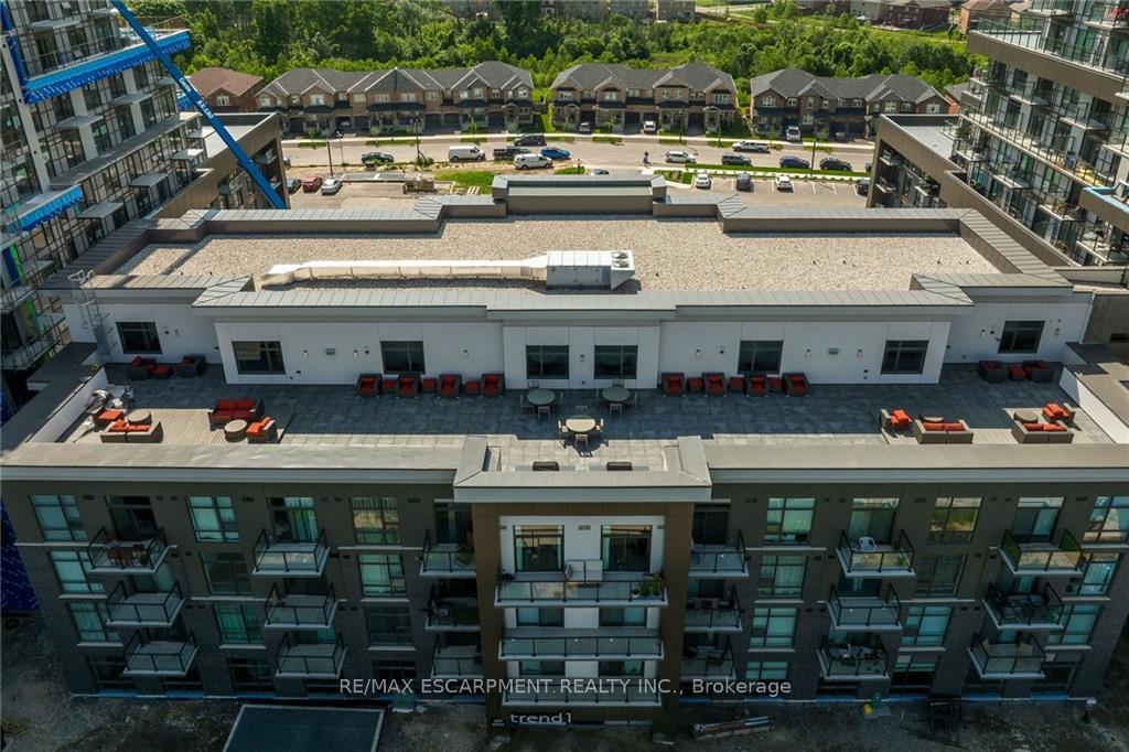 1 Bedroom Condo at 460 Dundas,  Hamilton For sale