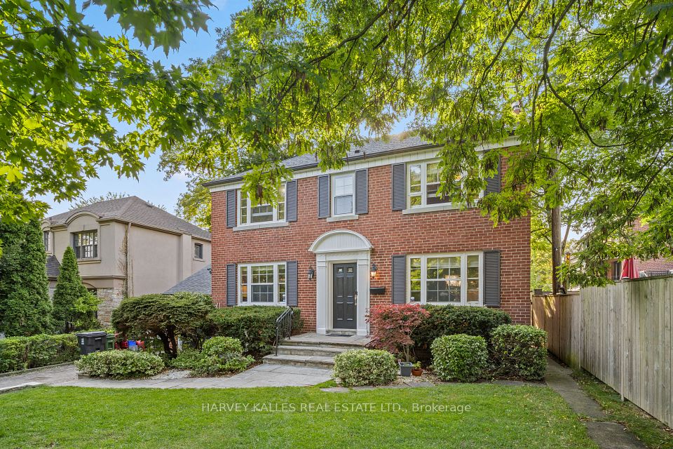 14 Lawnhurst Boulevard