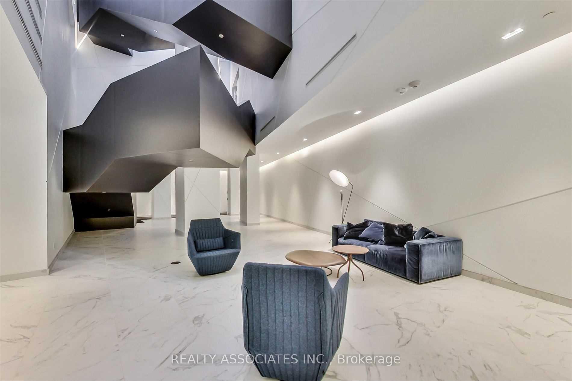 2 Bedrooms Condo at 30 Ordnance, Toronto For sale