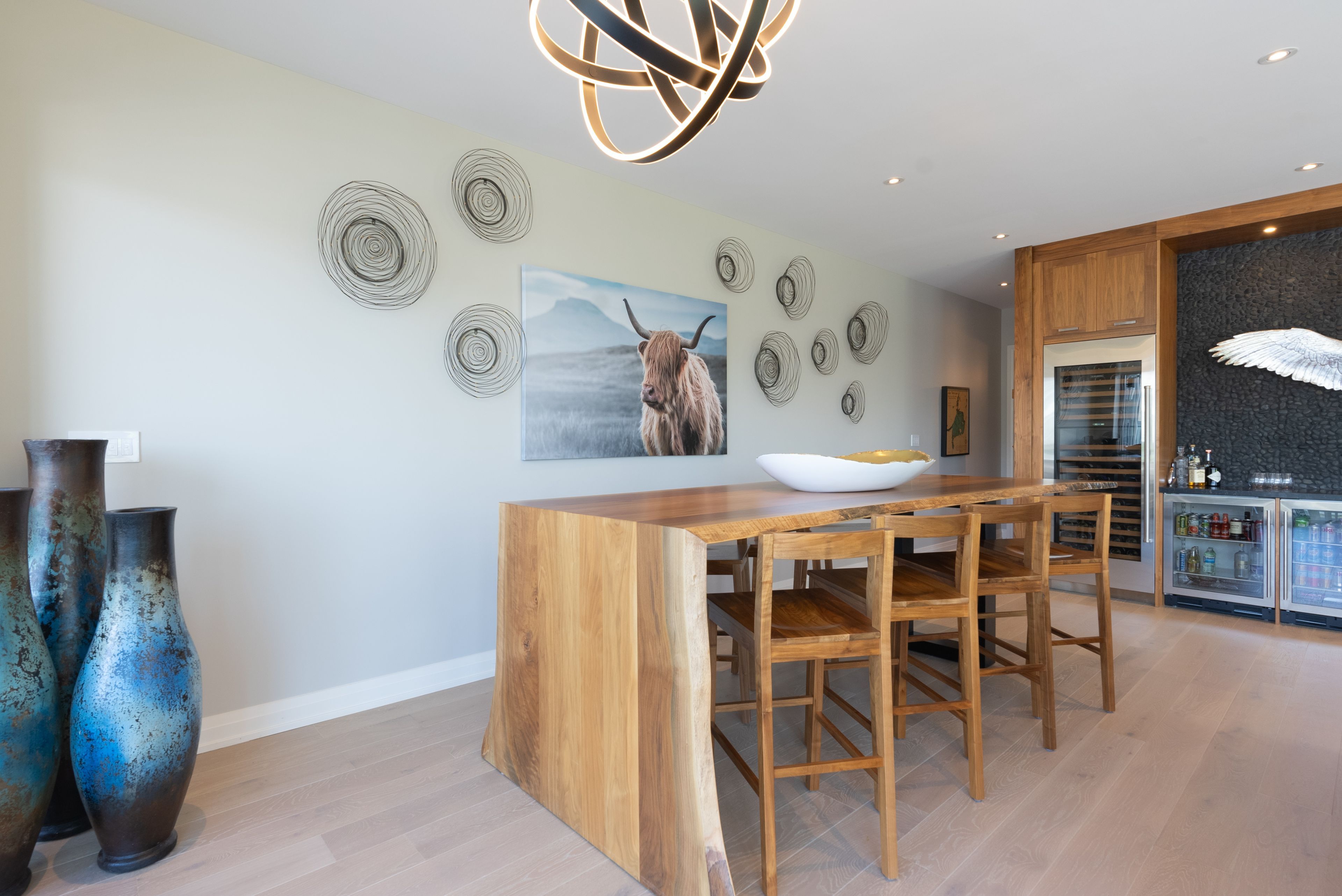 3730 Mangusta Court
