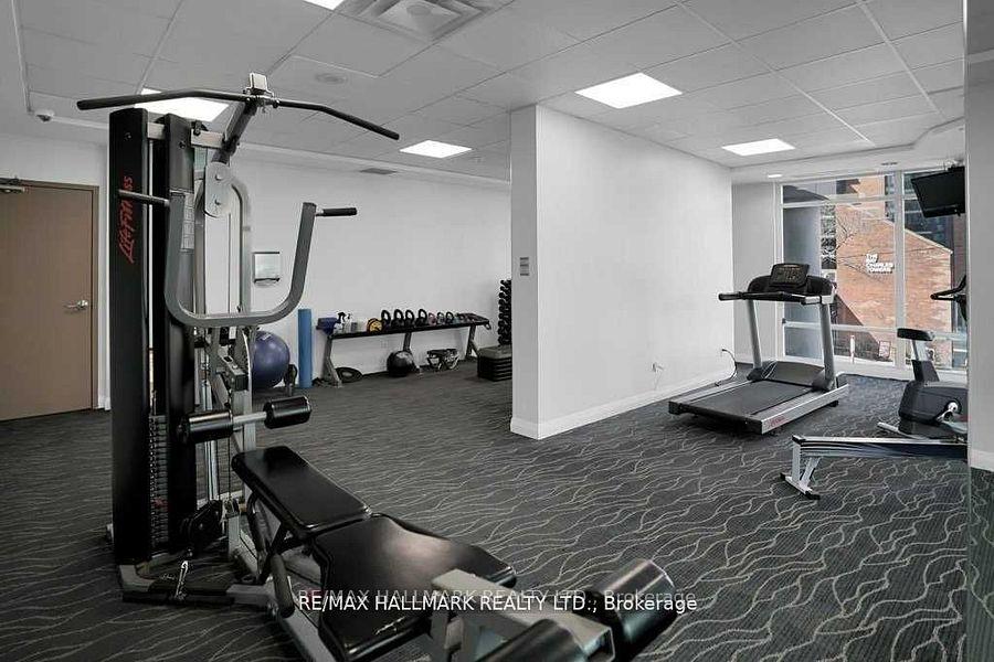 2 Bedrooms Condo at 1121 Bay, Toronto For sale