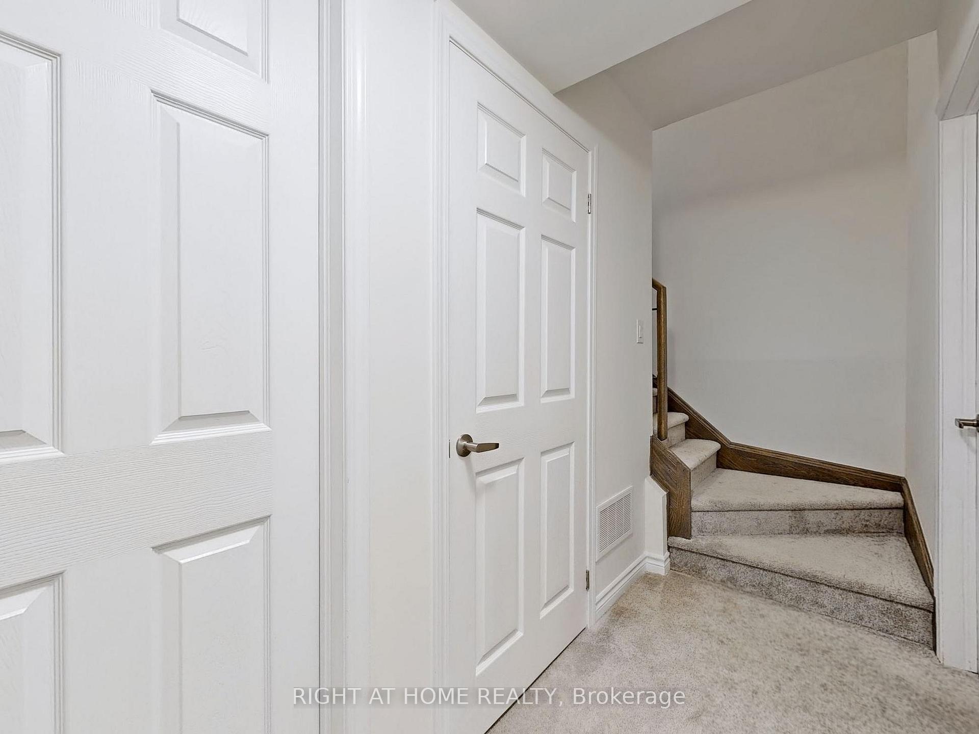 2 Bedrooms Condo at 1081 Danforth,  Toronto For sale