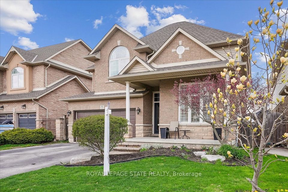7 Bocelli Crescent