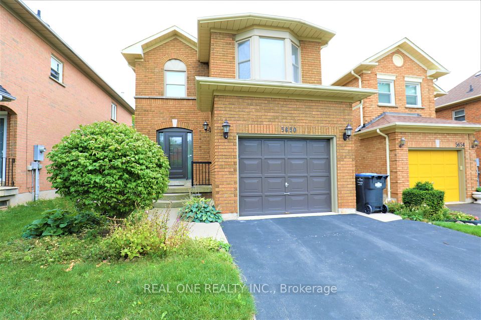 5650 Haddon Hall Road, Mississauga, ON L5M 5G3
