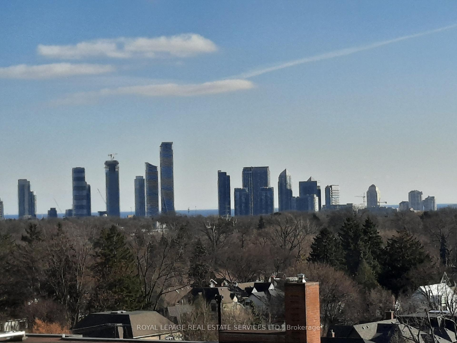 1 Bedroom Condo at 1 Aberfoyle, Toronto For sale