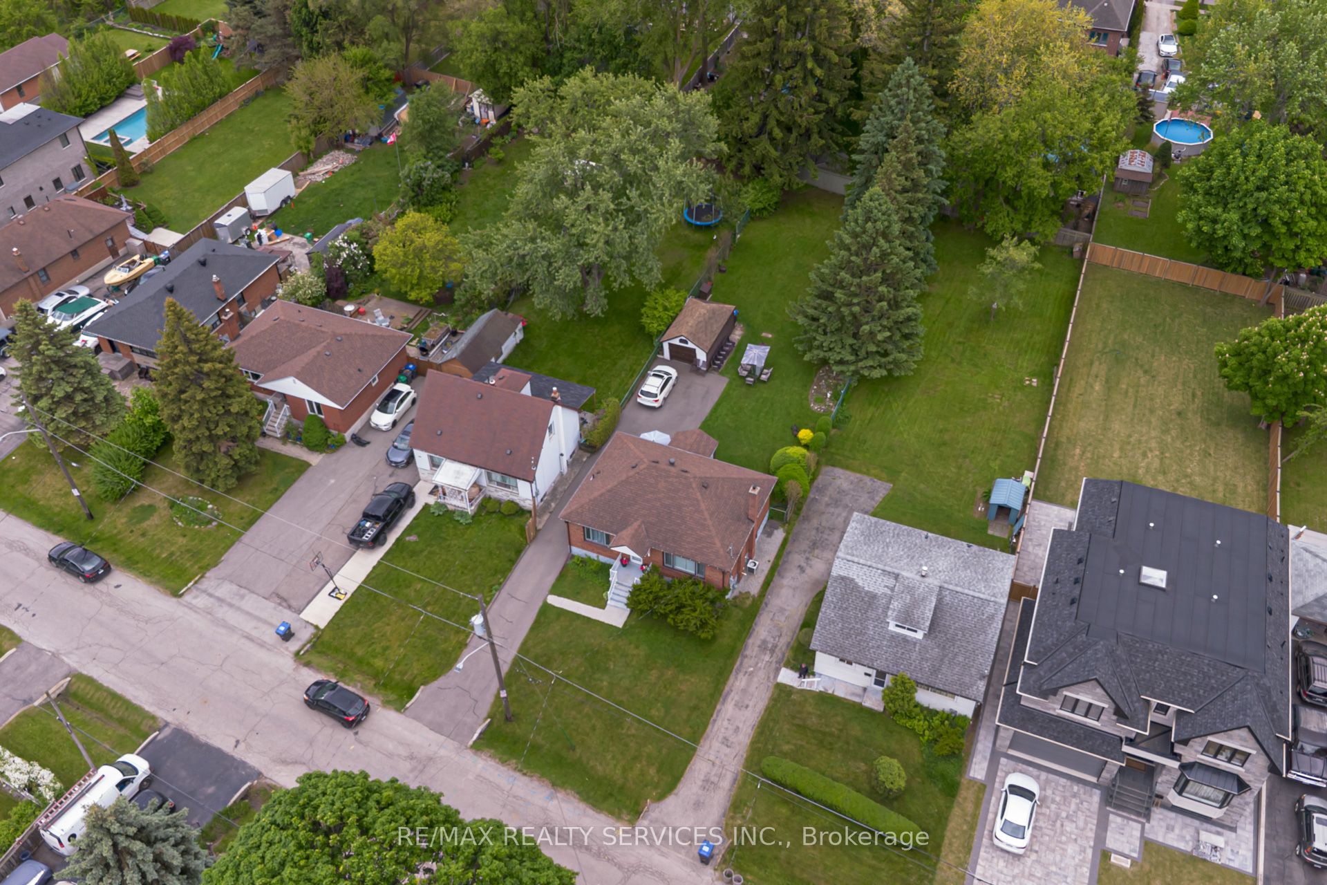1076 Orchard Road