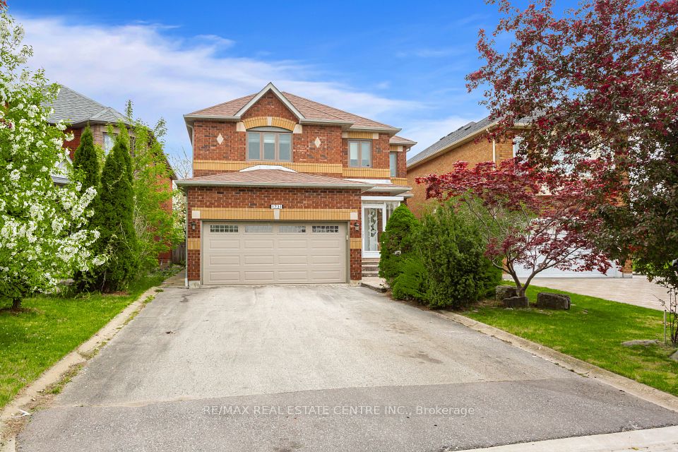1731 Riverbrook