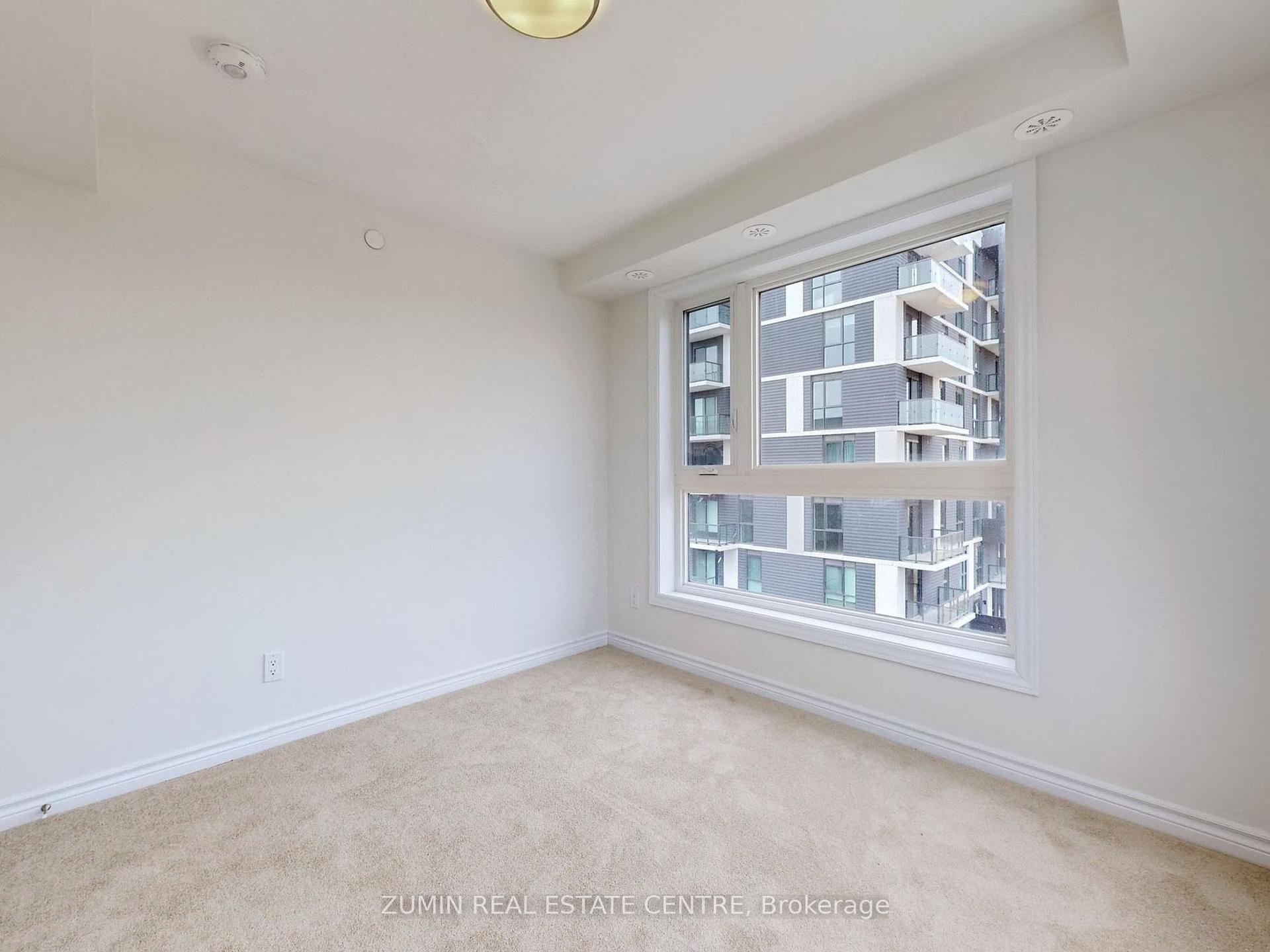 2 Bedrooms Condo at 349 Wheat Boom, Oakville For sale