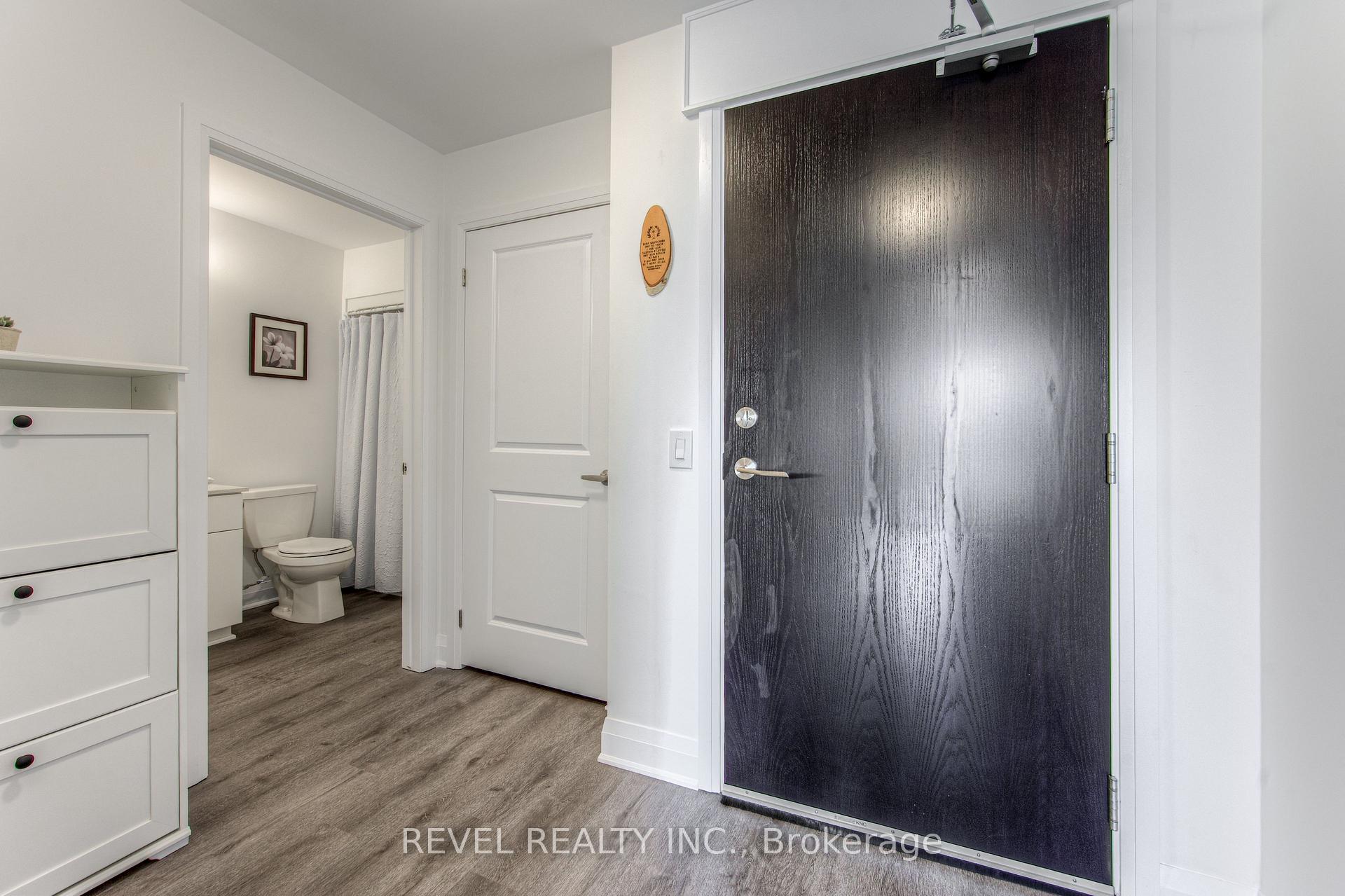 1 Bedroom Condo at 1936 Rymal, Hamilton For sale