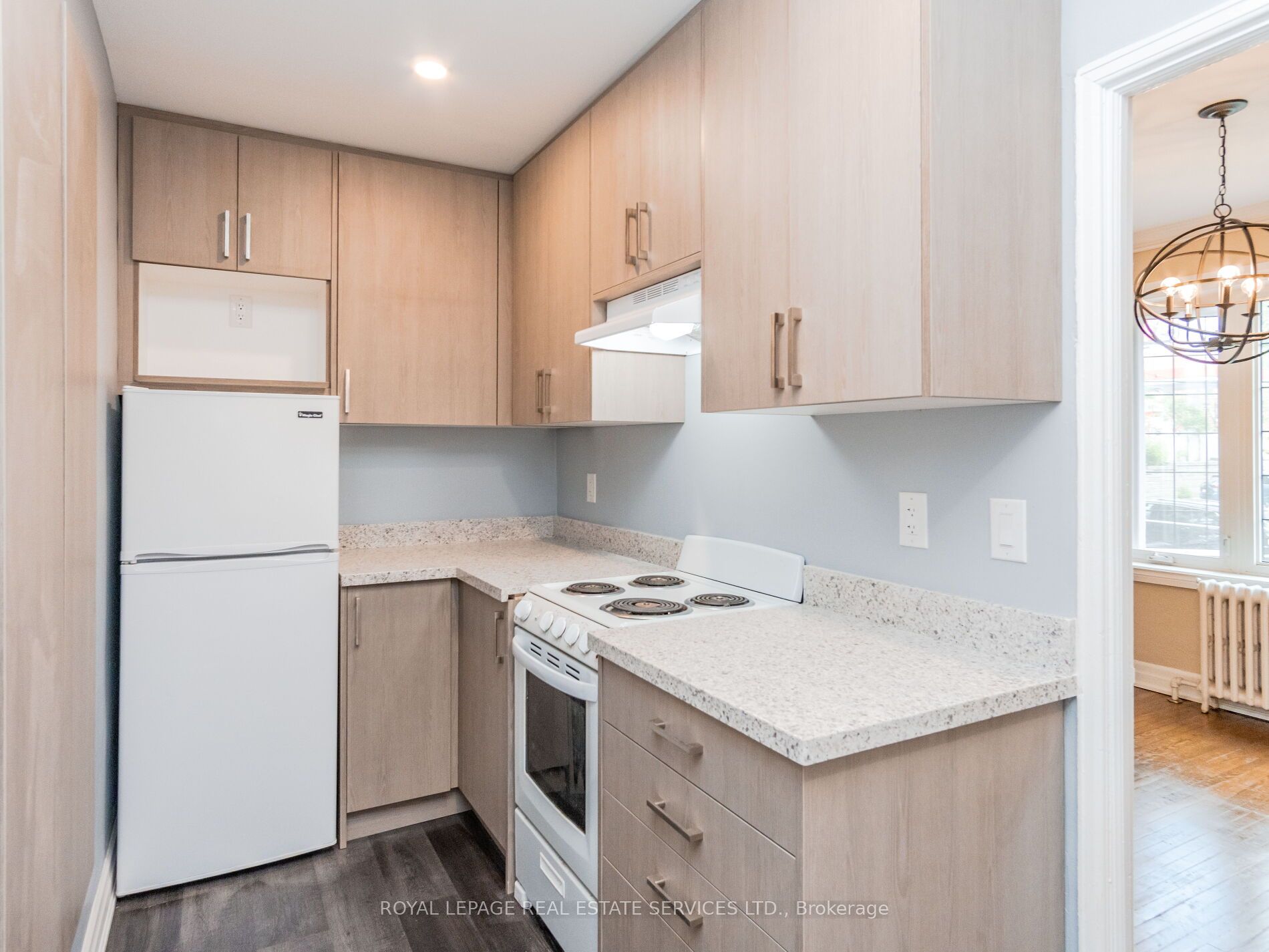 306 South Kingsway, #2