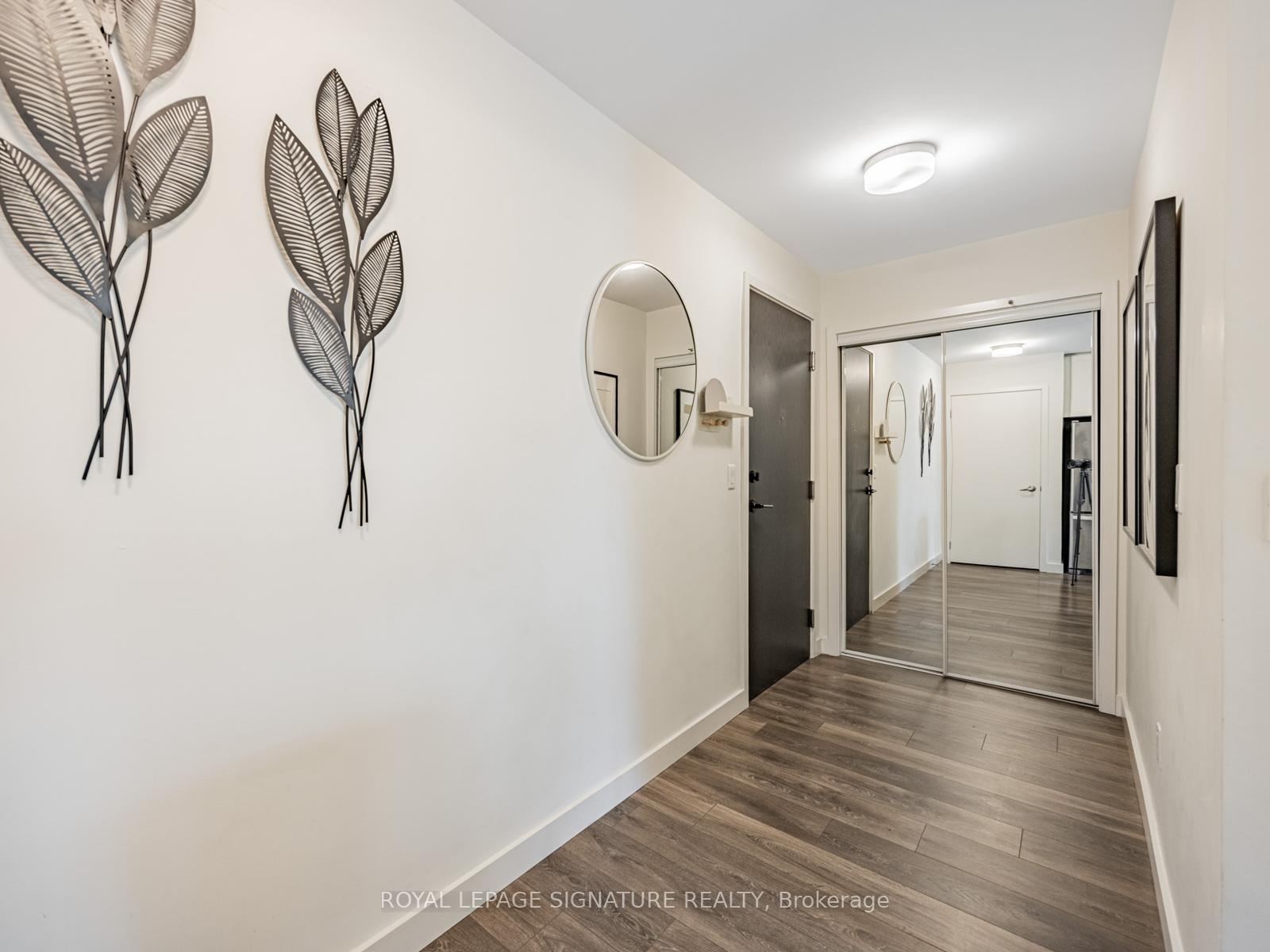 1 Bedroom Condo at 210 Sabina, Oakville For sale
