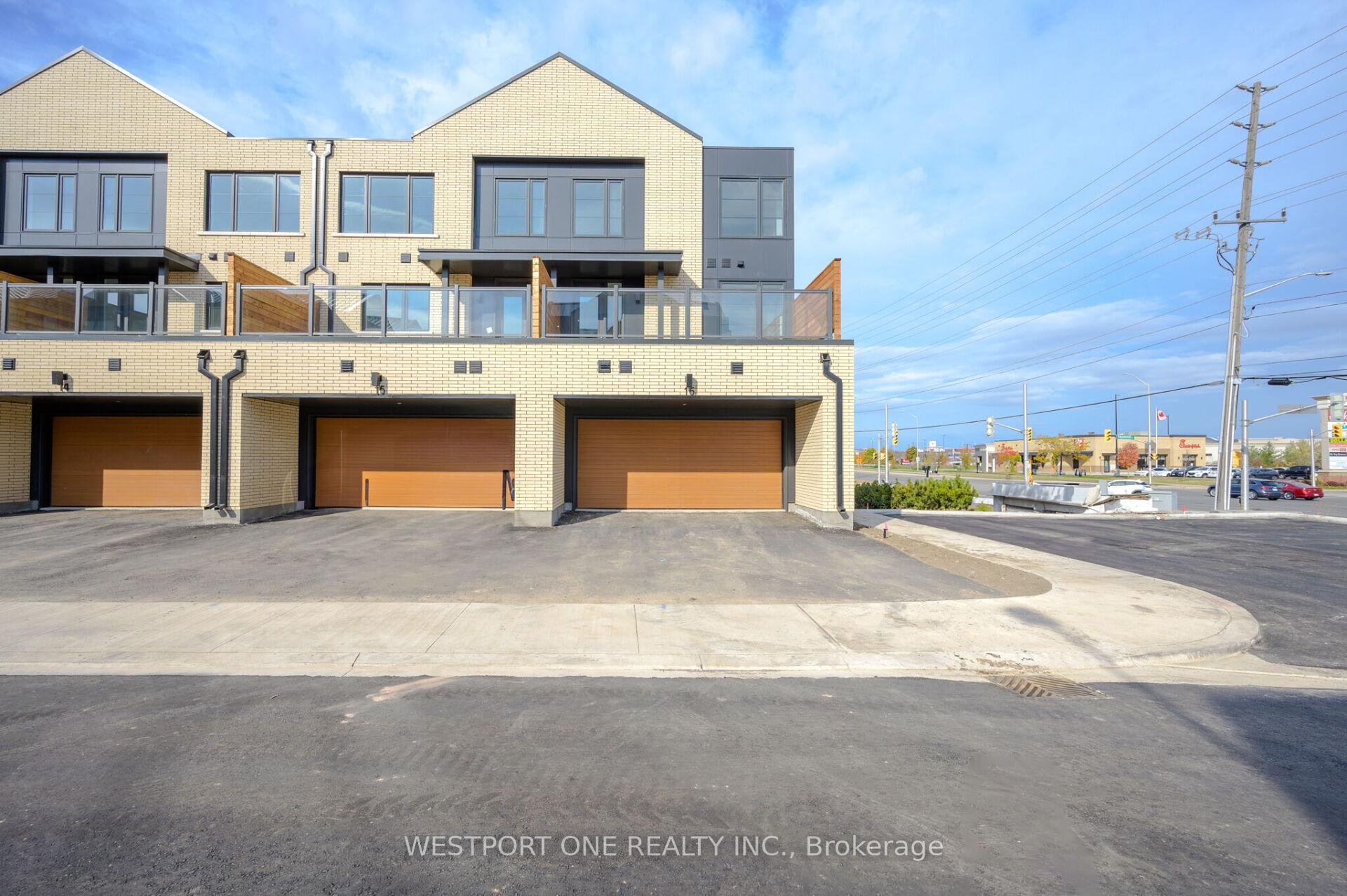 4 Bedrooms Condo at 2273 Turnberry, Burlington For sale
