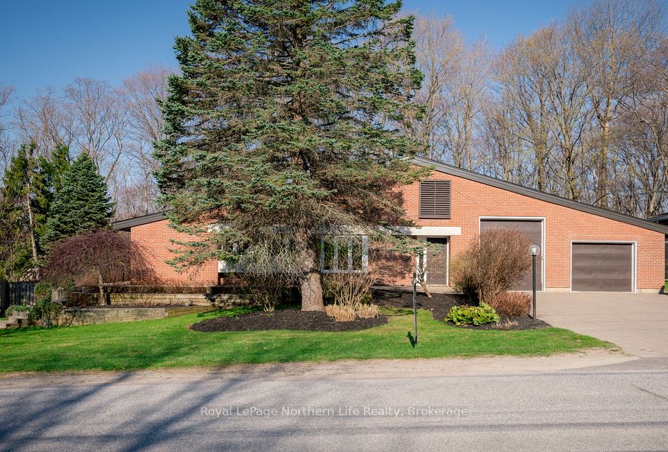 373 Greenhill