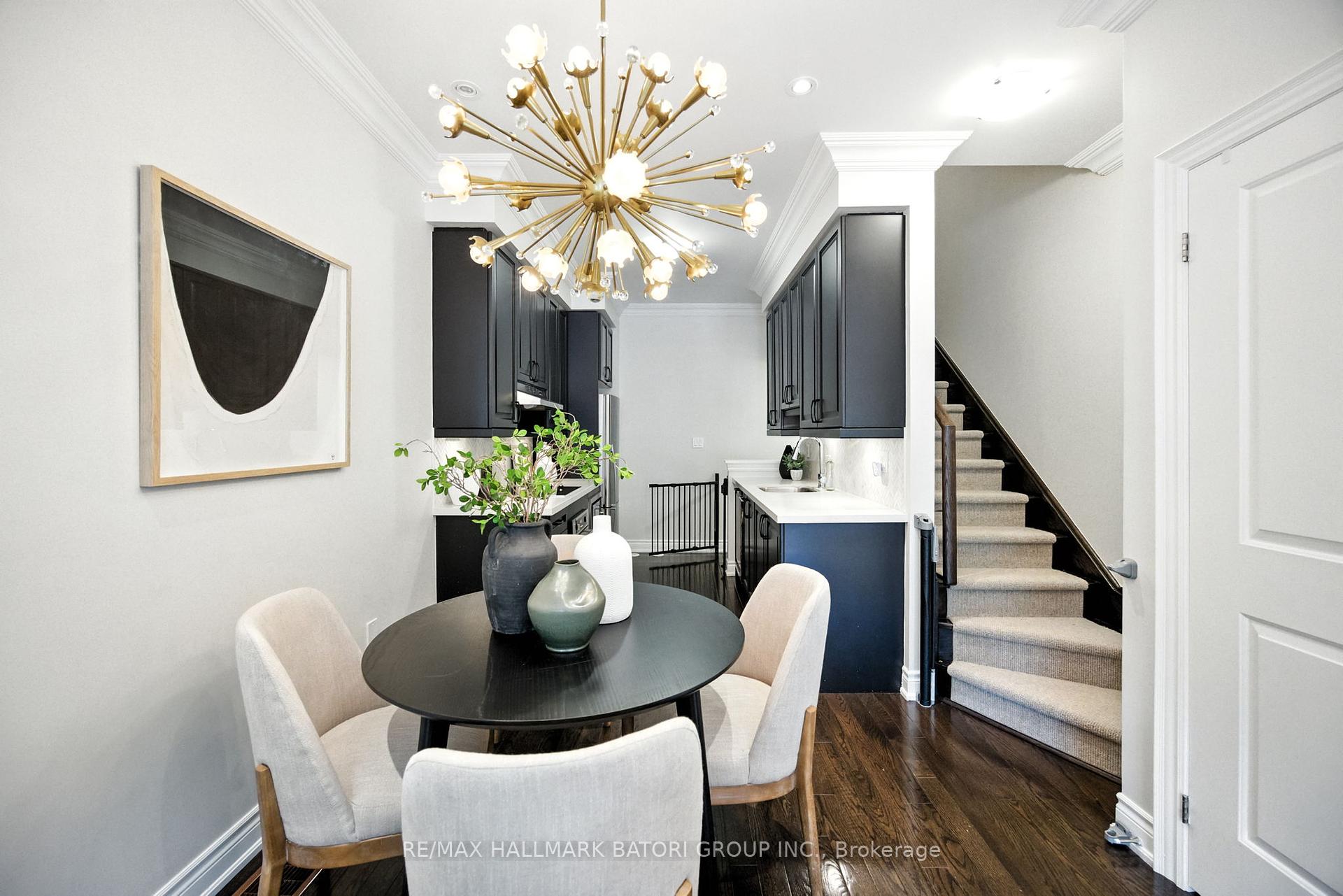 4 Bedrooms Condo at 2110 Bayview, Toronto For sale