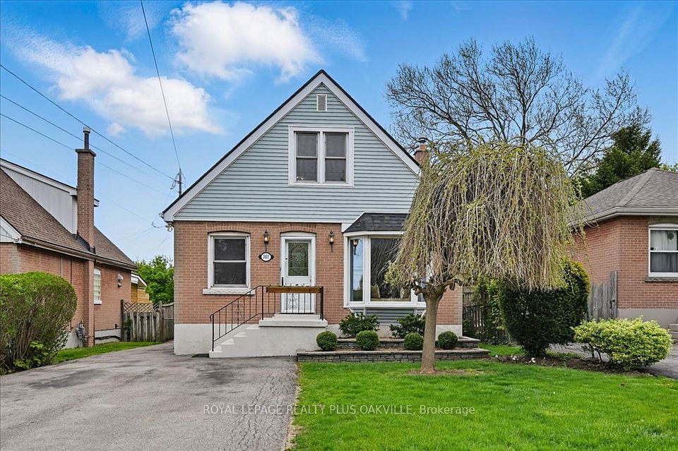 361 East 23rd