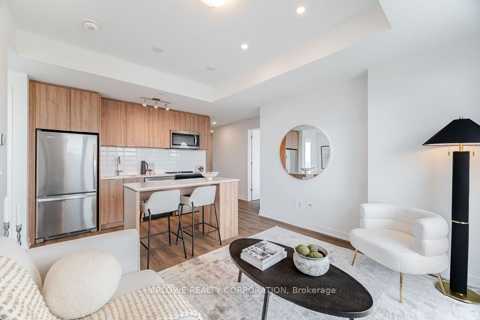 770 Whitlock
