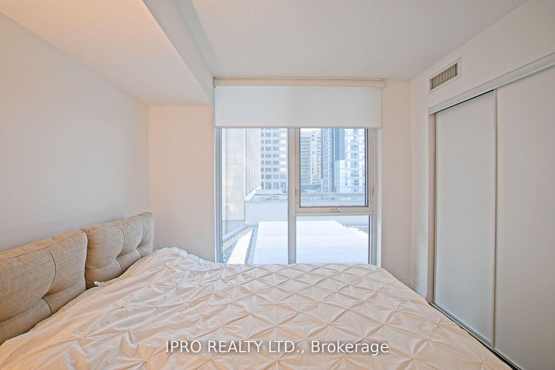 1 Bedroom Condo at 99 Foxbar, Toronto For sale
