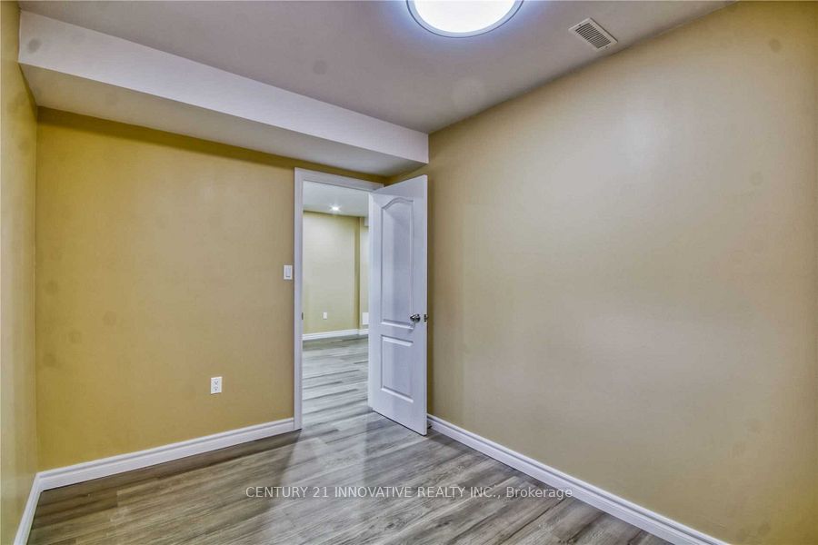 359 Rathburn Road, #Basement
