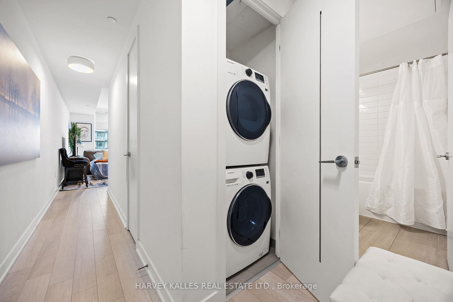 357 King Street W 3507