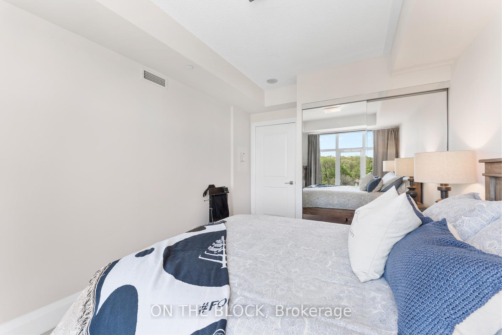 2 Bedrooms Condo at 1 Old Mill, Toronto For sale
