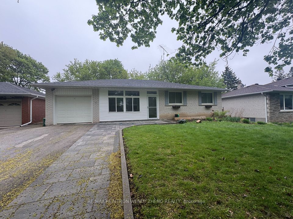 13 Lakevista