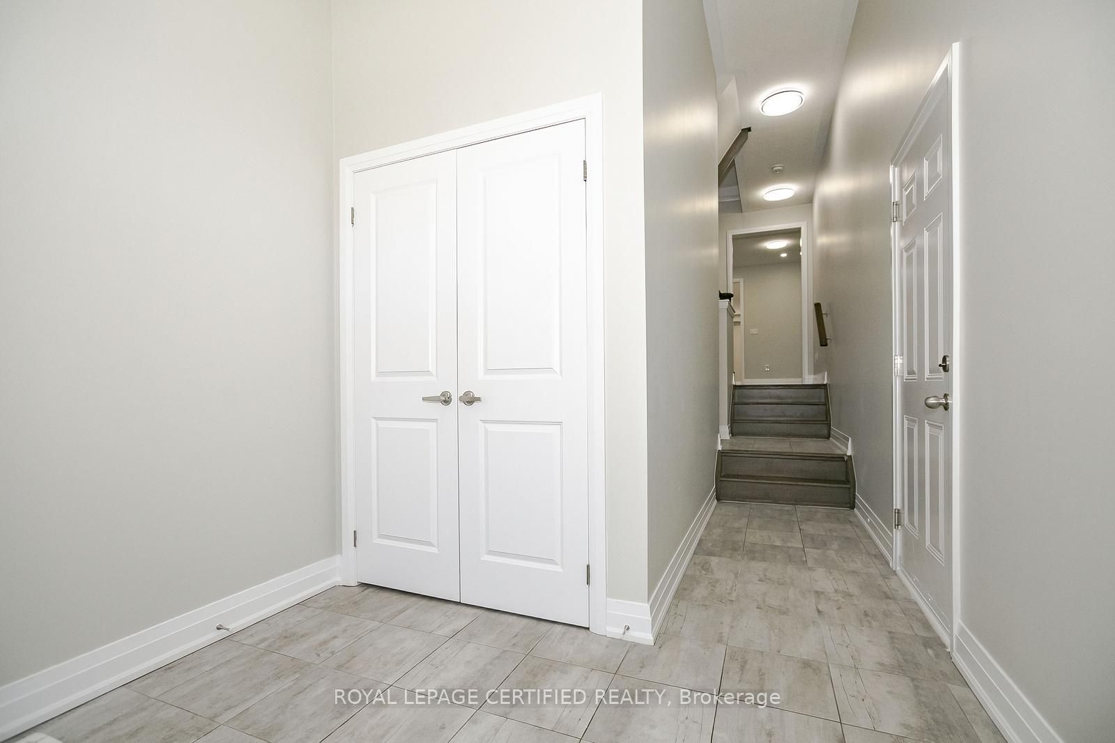 32 Dalbeattie Drive