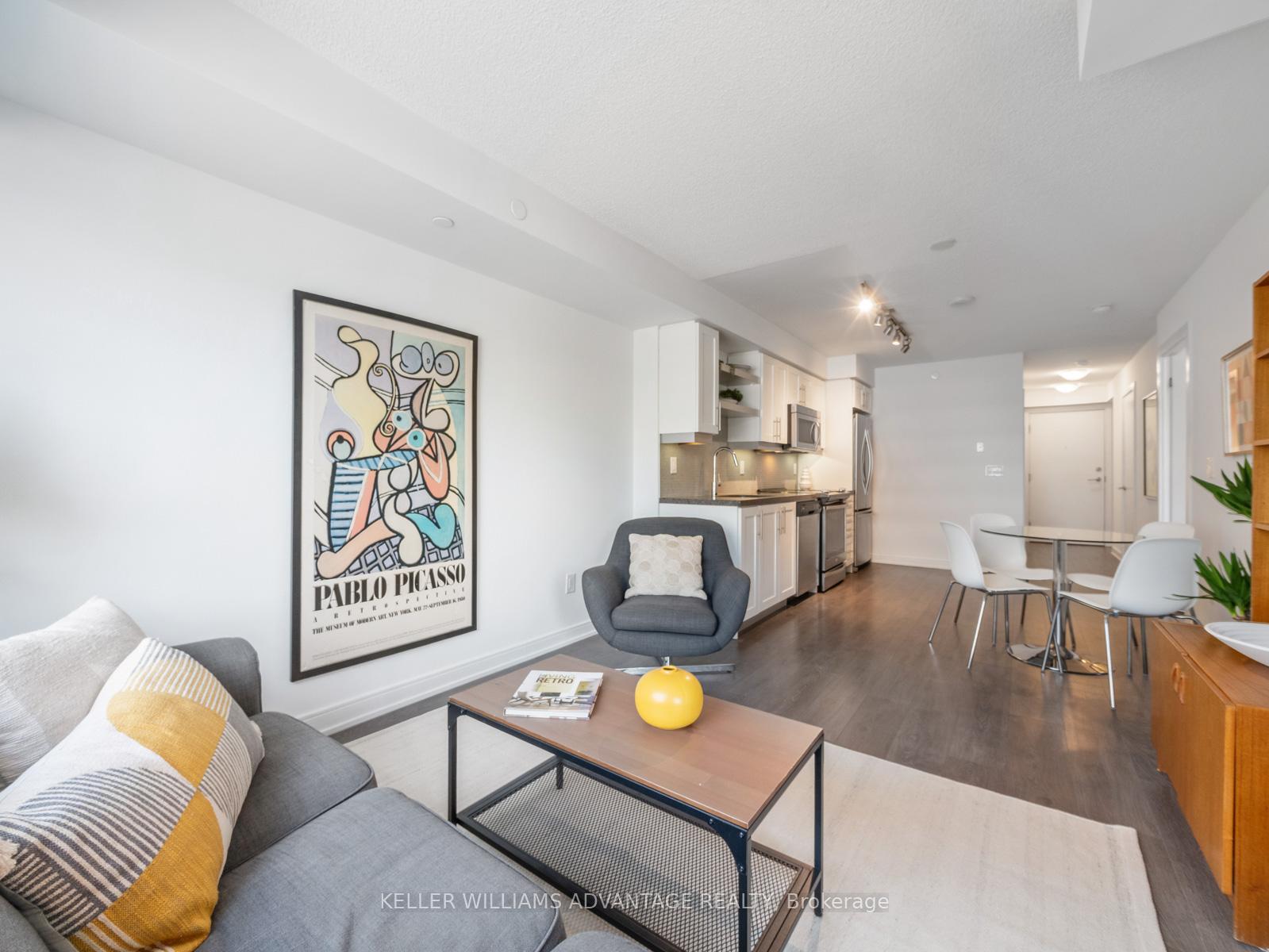 2 Bedrooms Condo at 525 Adelaide, Toronto For sale