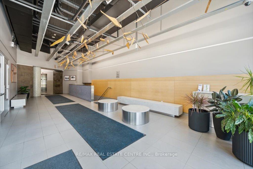 2 Bedrooms Condo at 150 Sudbury, Toronto For sale