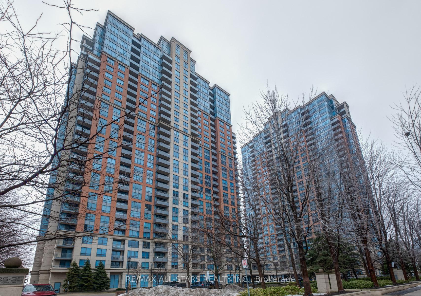 2 Bedrooms Condo at 35 Viking, Toronto For sale