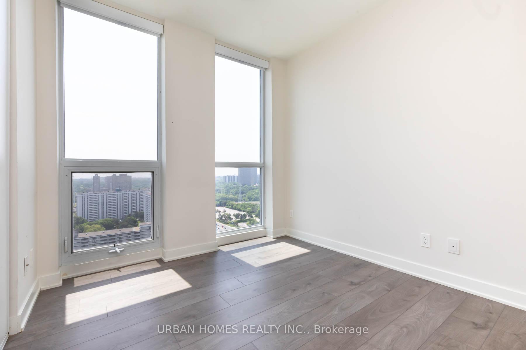 2 Bedrooms Condo at 2 Sonic, Toronto For sale