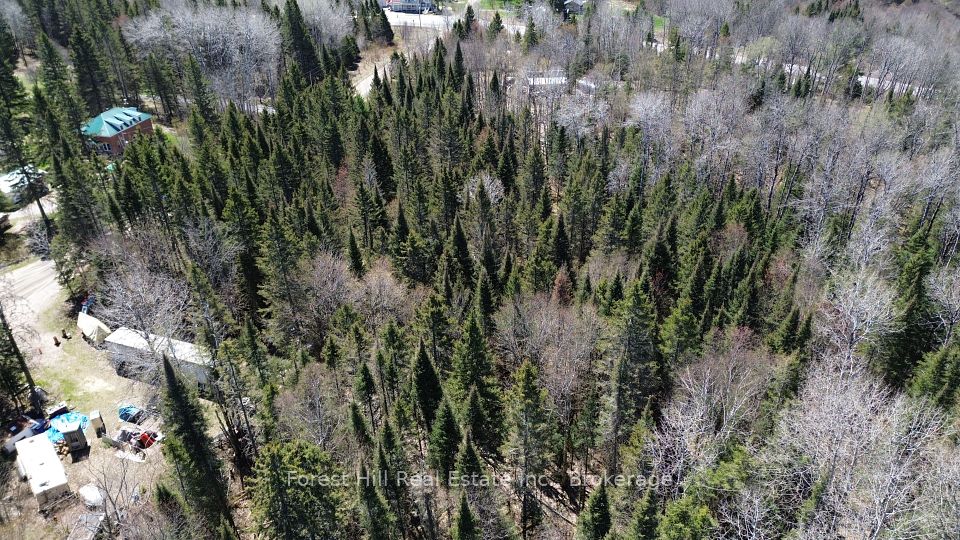 27 Old Nipissing Road N