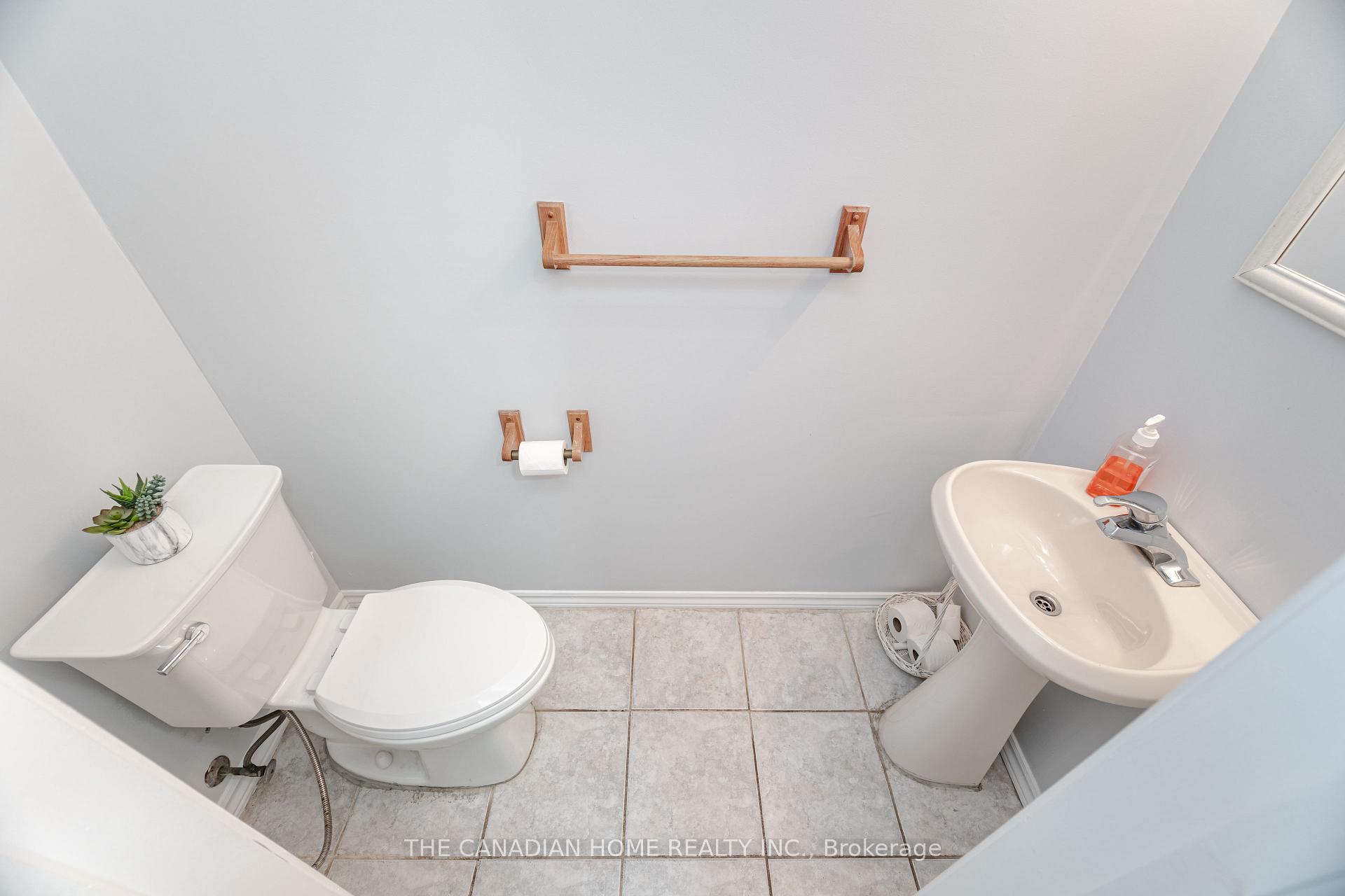 3 Bedrooms Condo at 4662 Kingston, Toronto For sale
