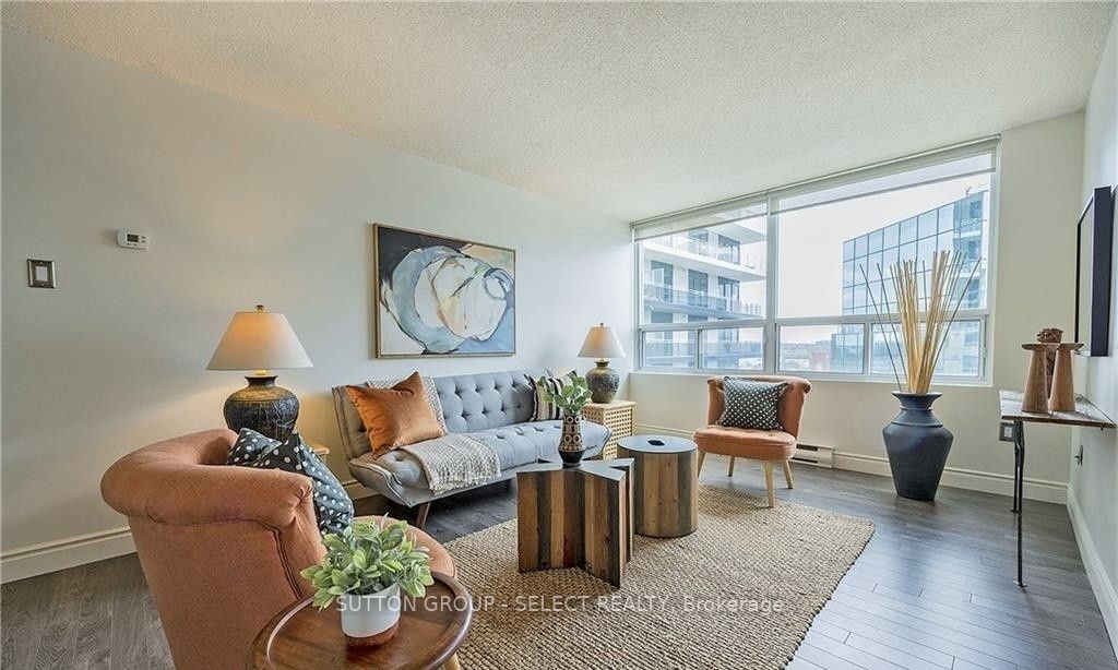 155 Kent Street, #1205