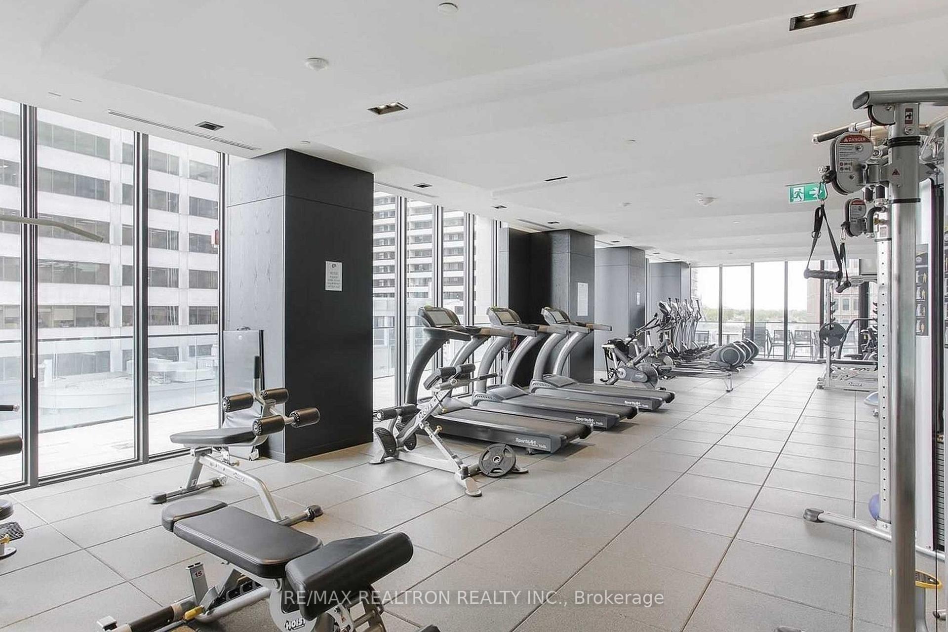 3 Bedrooms Condo at 8 Eglinton, Toronto For sale