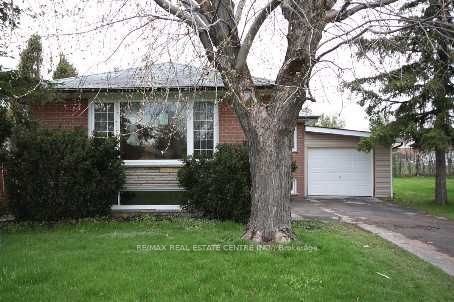 4 Jersey Avenue, Brampton, ON L6W 1L6
