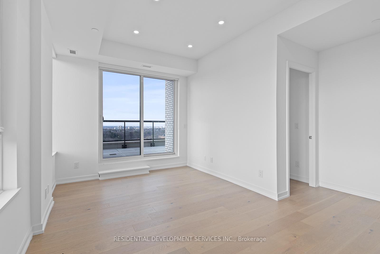 3 Bedrooms Condo at 3100 Keele,  Toronto For sale