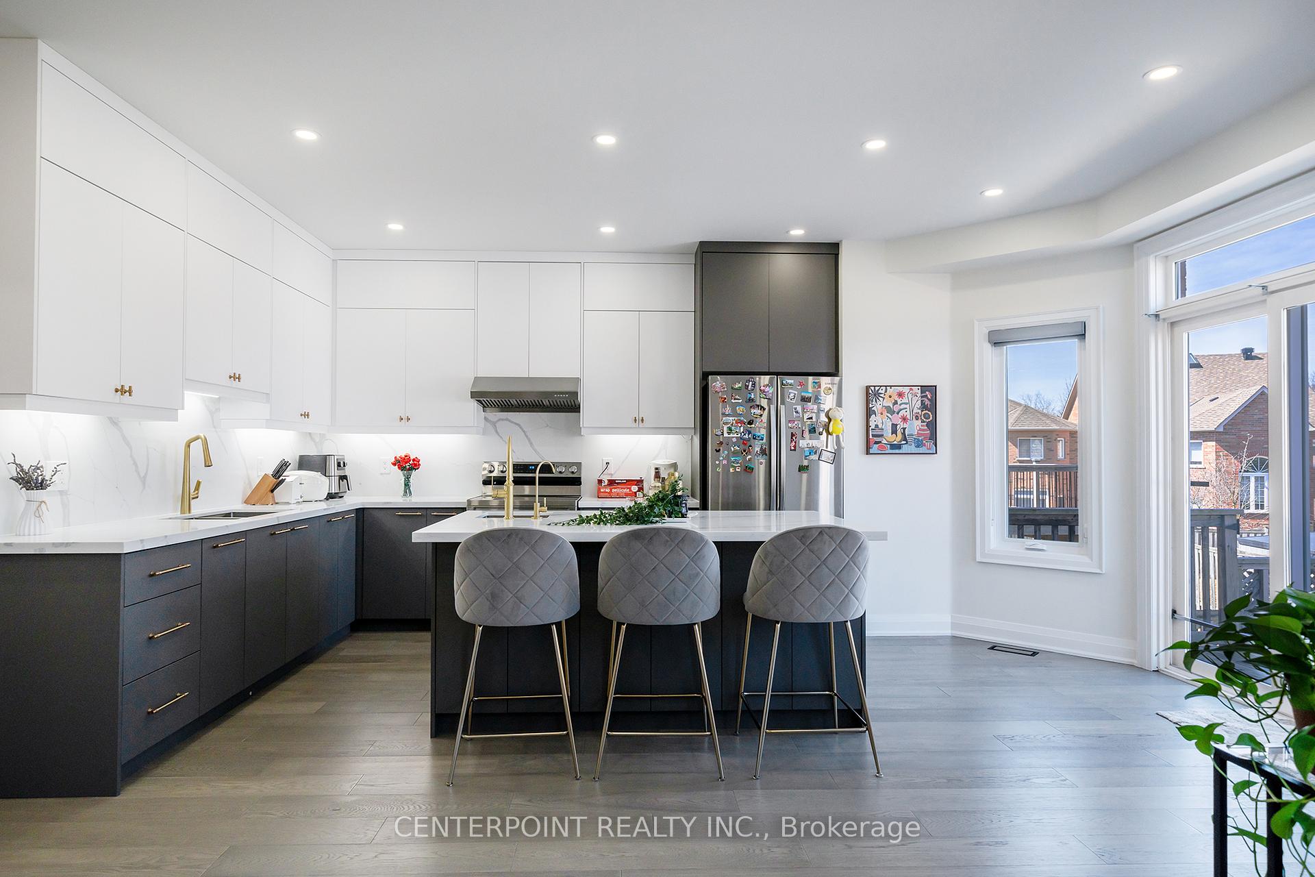 44 Bridlefield Lane, Markham, ON L6C 2B9