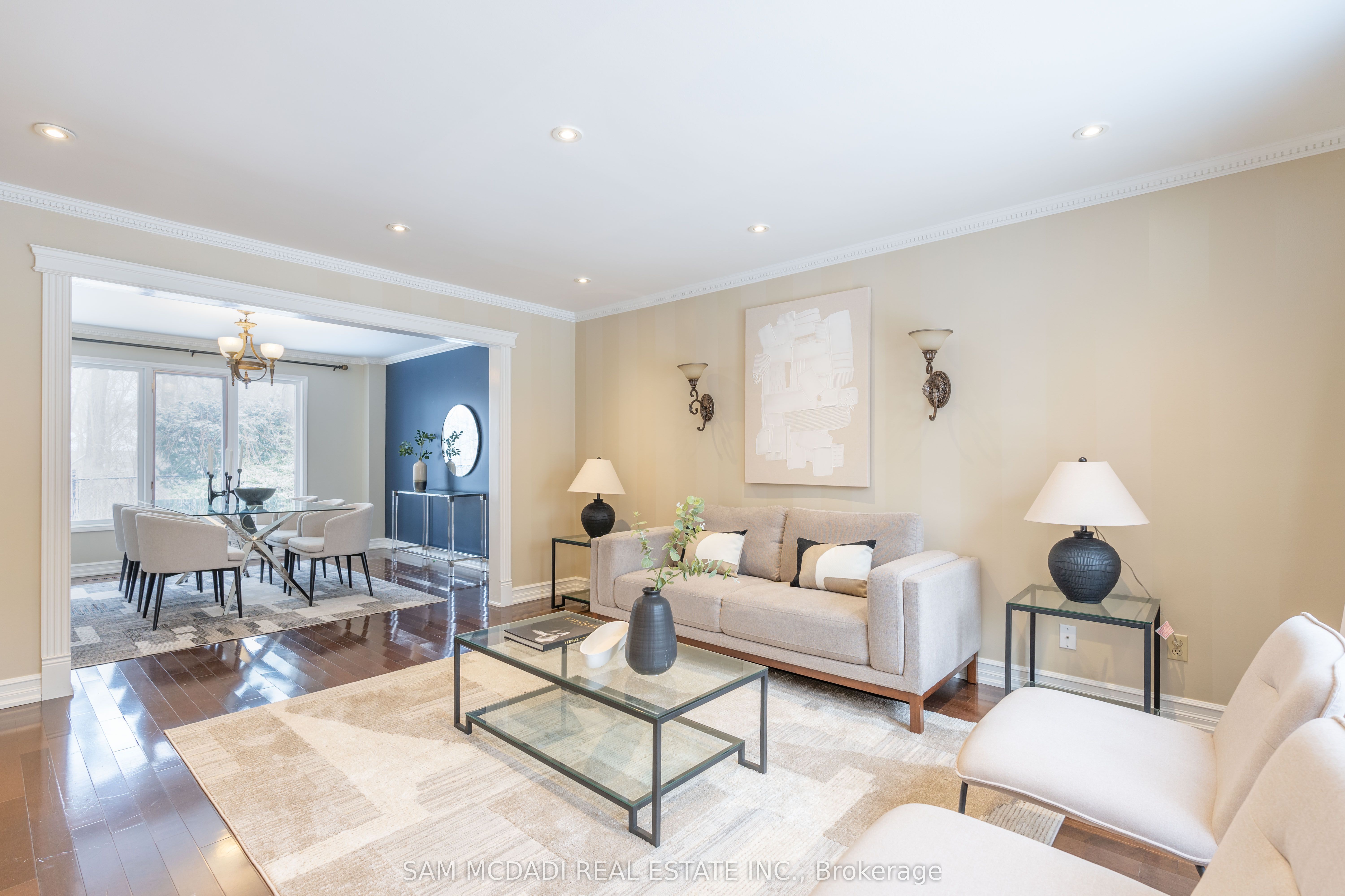 1836 Friar Tuck Court, Mississauga, ON L5K 2L4