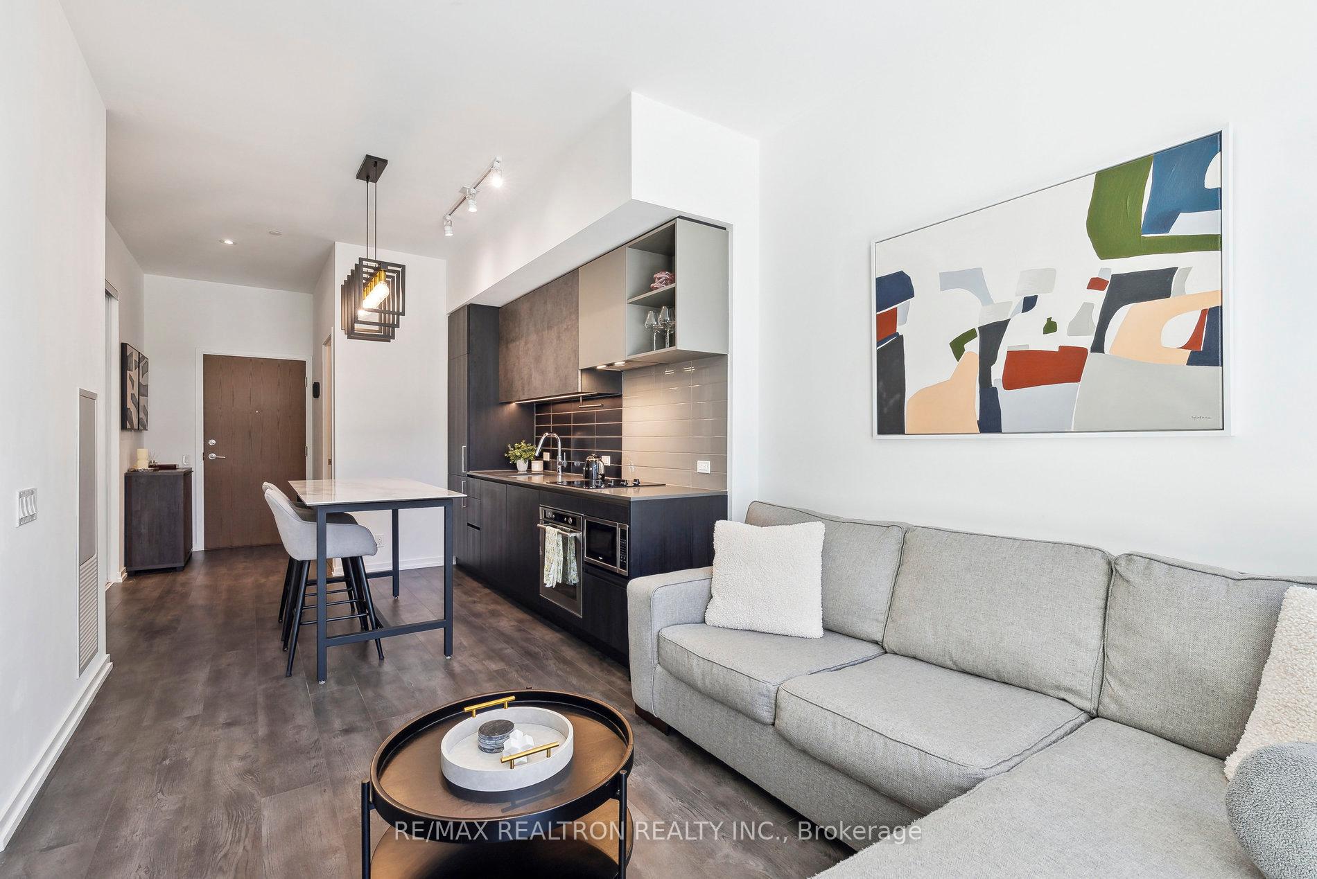 2 Bedrooms Condo at 7890 Jane, Vaughan For sale