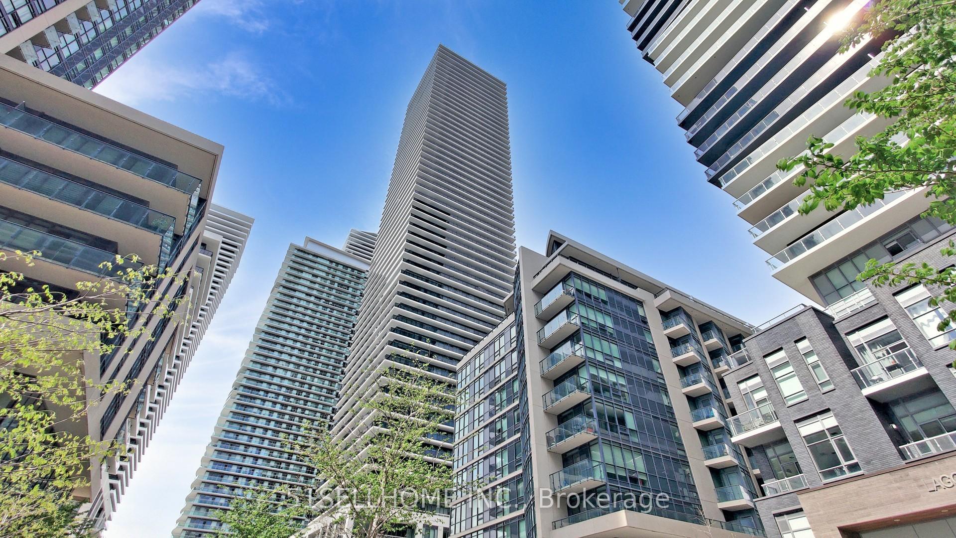 2 Bedrooms Condo at 70 Annie Craig, Toronto For sale