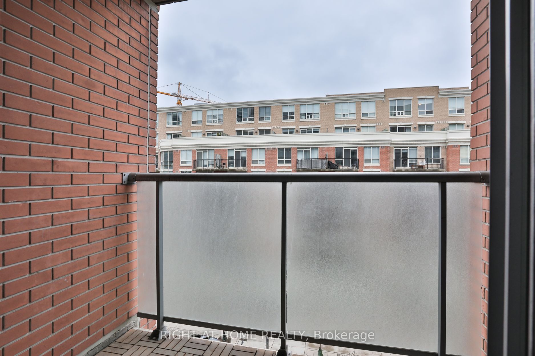 1005 King Street W, #613